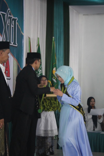 MUTIARA JULIAN SAKIL