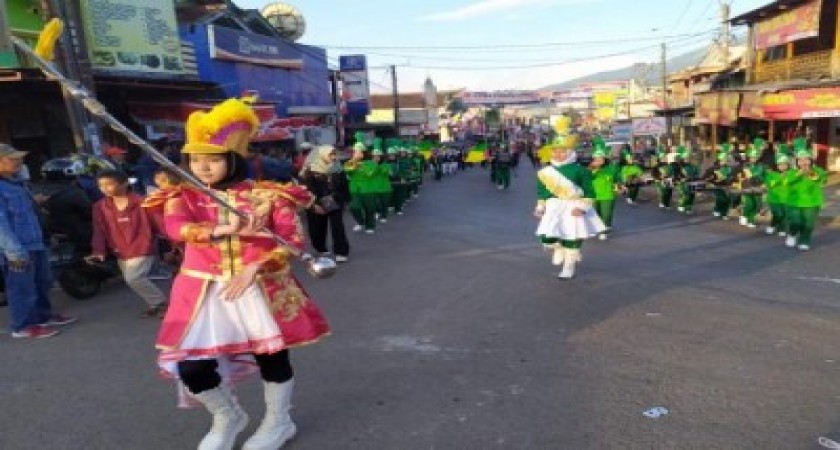 Marching Band MA Nurulhuda Kembali Jadi Pengiring Musik Paskibra Cisurupan